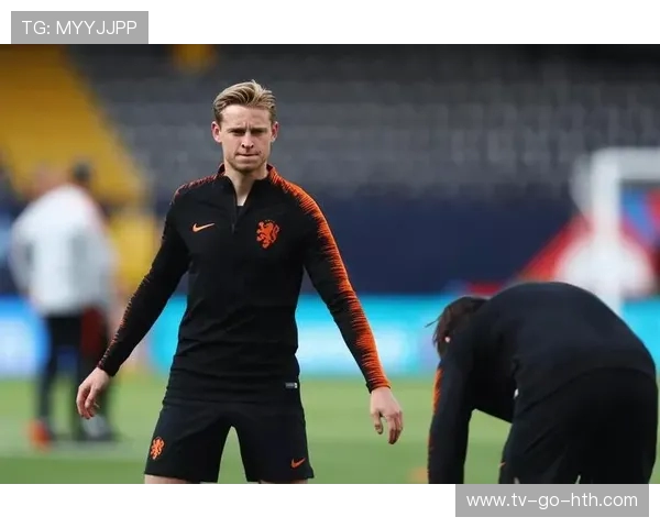 弗伦基·德容：从天才少年到世界级中场的成长历程与未来展望