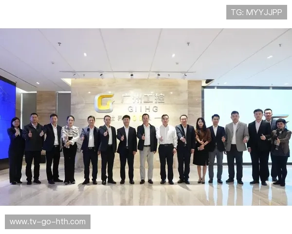 广州飞盘队在全国配合排行榜中荣获第六名展现实力与团队合作精神