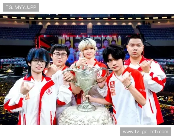 成都AG超玩会崛起之路:电竞王者如何在荣耀与挑战中逆袭 成都AG超玩会崛起之路:电竞王者如何在荣耀与挑战中逆袭